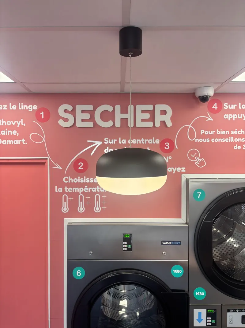 Mur « Sécher » et séchoirs
